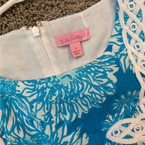 Lily Pulitzer Blue and White Retired Print Size 4 Dress